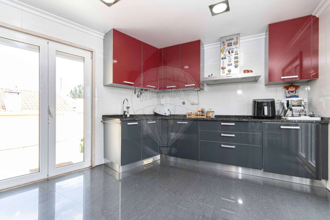 Apartamento T3 para Venda em Póvoa de Santa Iria e Forte da Casa Foto 22