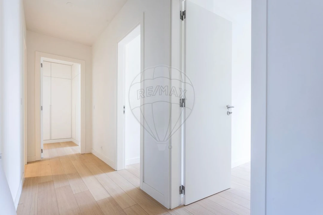 Apartamento T3 para Venda em Seixal, Arrentela e Aldeia de Paio Pires Foto 16