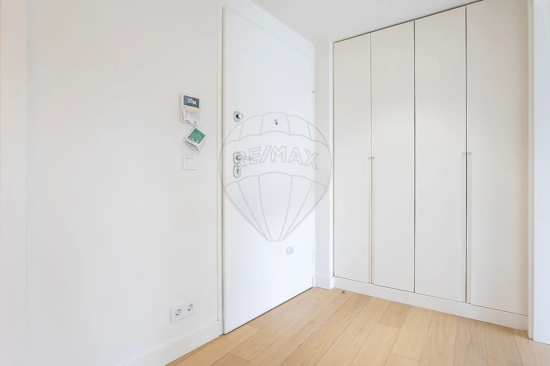 Apartamento T3 para Venda em Seixal, Arrentela e Aldeia de Paio Pires Foto 18