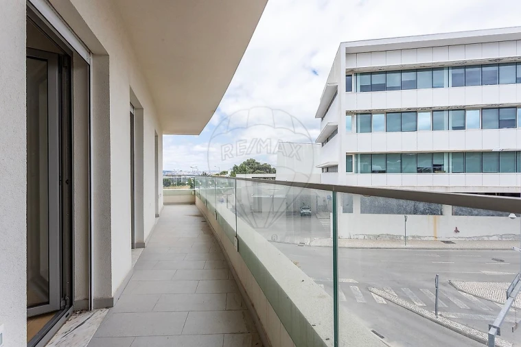 Apartamento T3 para Venda em Seixal, Arrentela e Aldeia de Paio Pires Foto 28