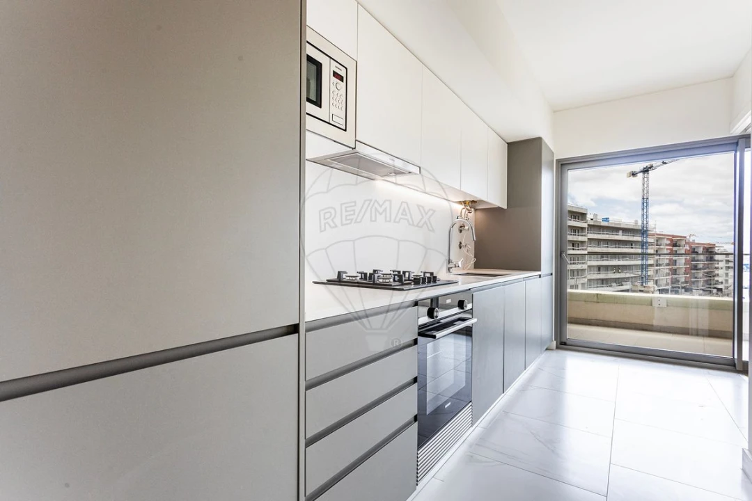 Apartamento T3 para Venda em Seixal, Arrentela e Aldeia de Paio Pires Foto 12