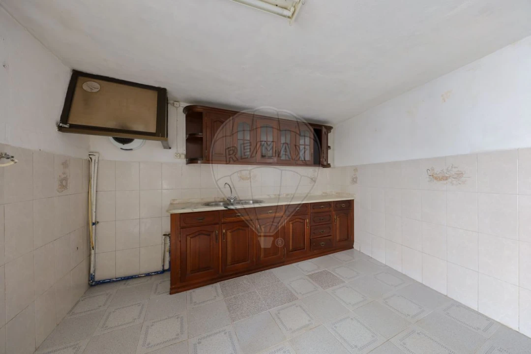 Moradia T2 para Venda em Abrigada e Cabanas de Torres Foto 6