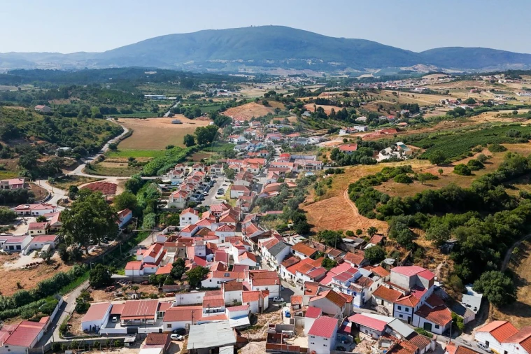 Moradia T2 para Venda em Abrigada e Cabanas de Torres Foto 26
