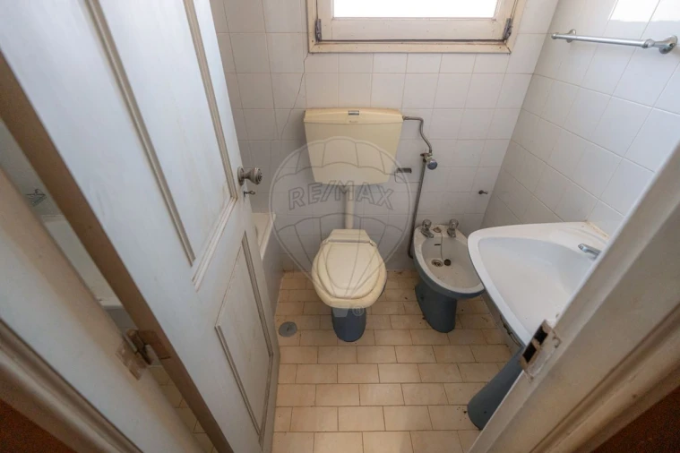 Moradia T17 para Venda em Luso Foto 29