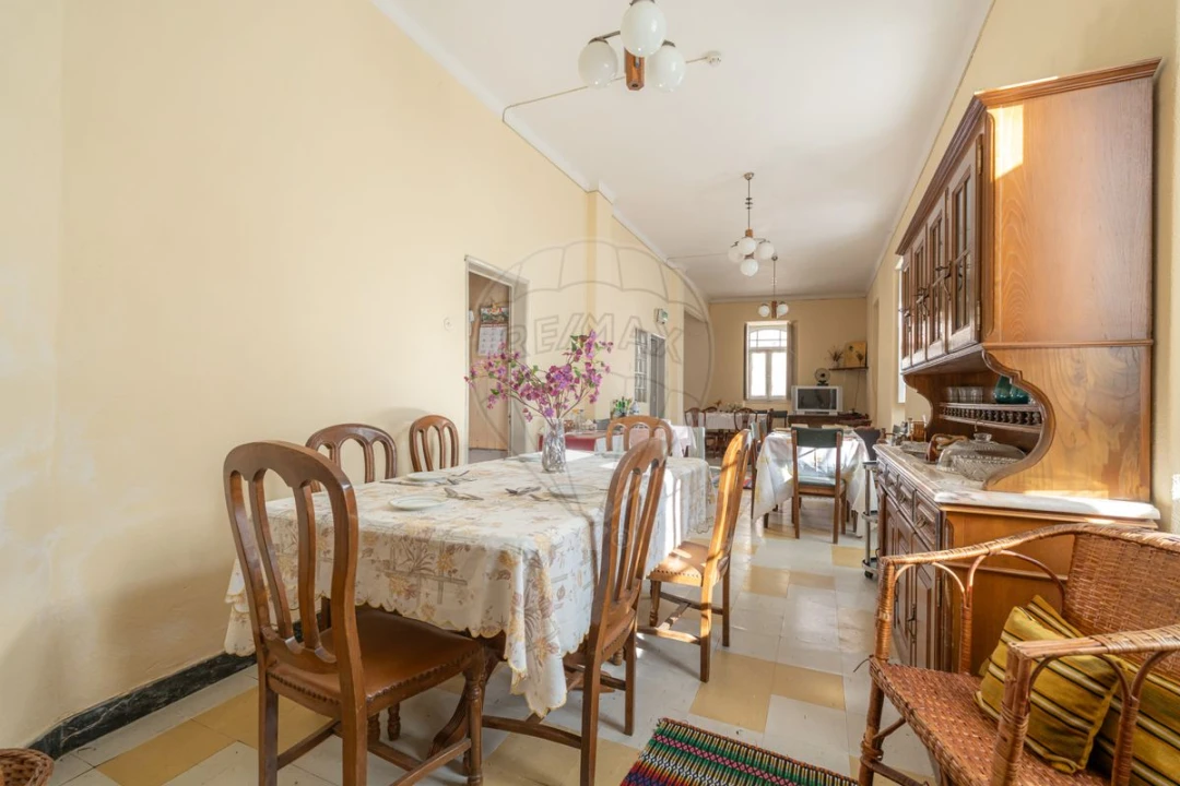 Moradia T17 para Venda em Luso Foto 9