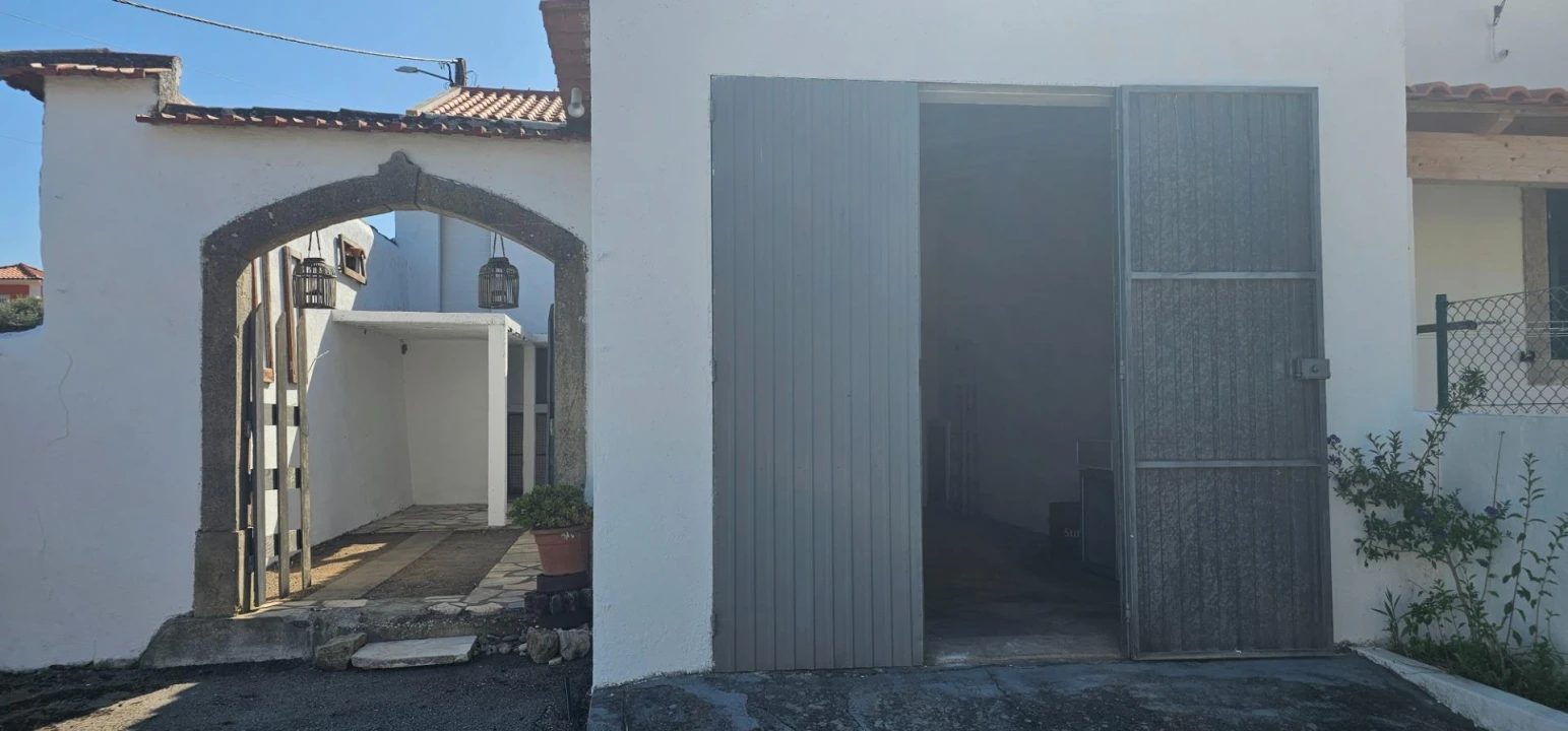 Prédio para Venda em Azueira e Sobral da Abelheira Foto 11