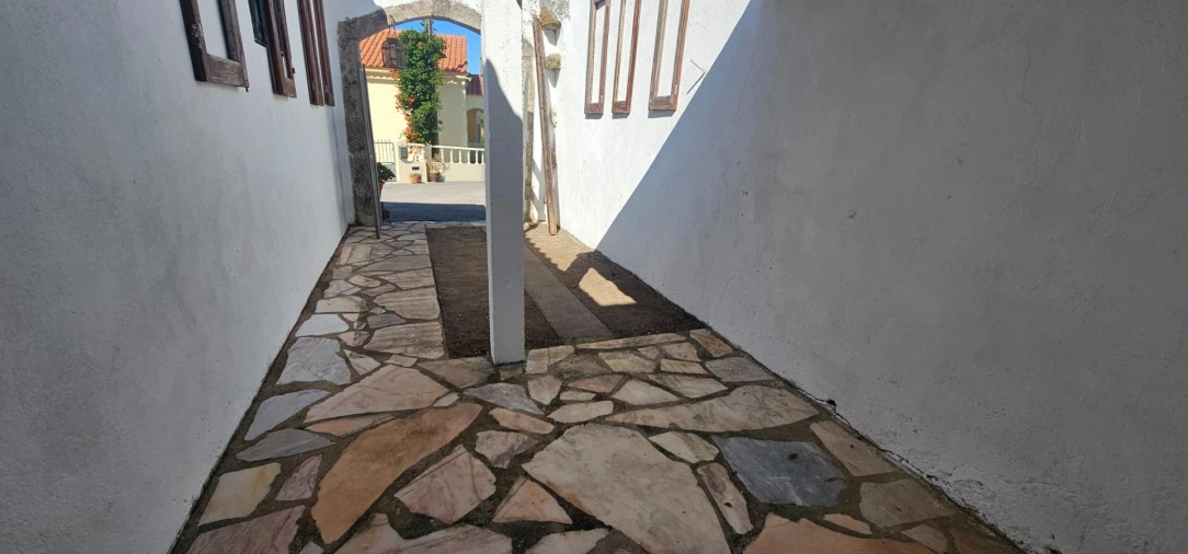 Prédio para Venda em Azueira e Sobral da Abelheira Foto 7