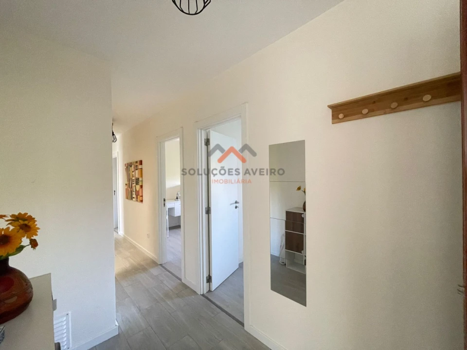 Apartamento T4 para Venda em Glória e Vera Cruz Foto 1