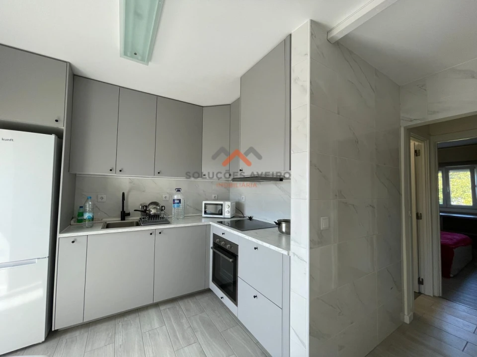 Apartamento T4 para Venda em Glória e Vera Cruz Foto 3