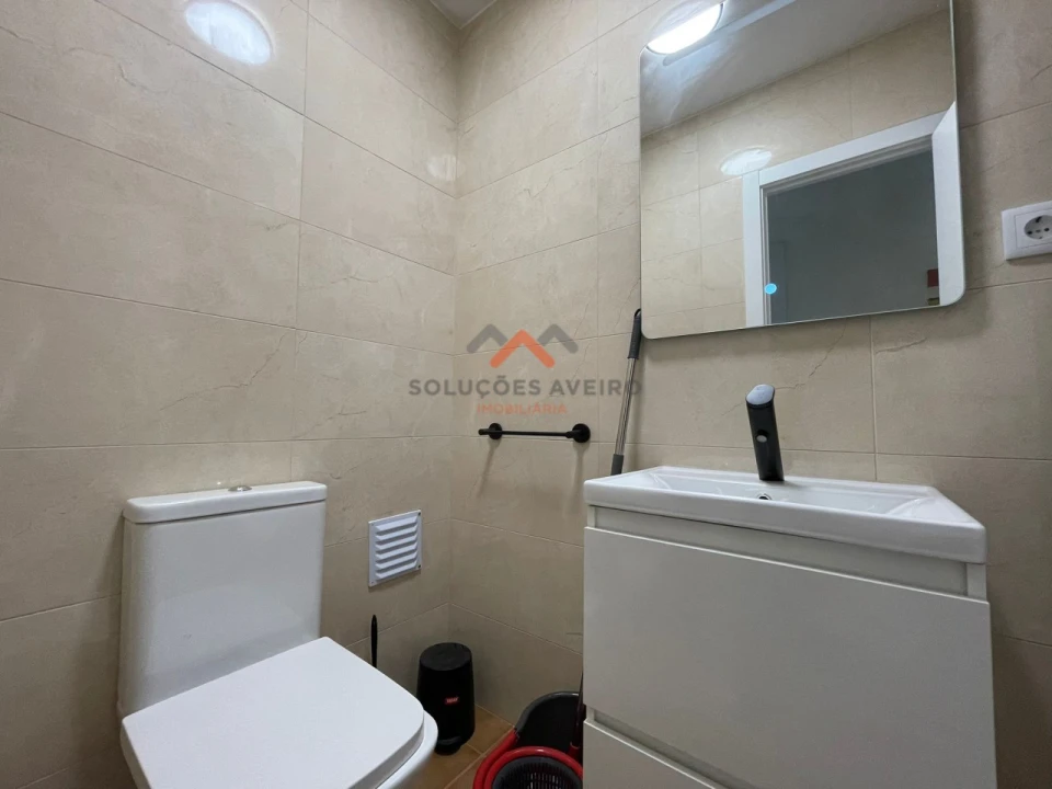Apartamento T4 para Venda em Glória e Vera Cruz Foto 11