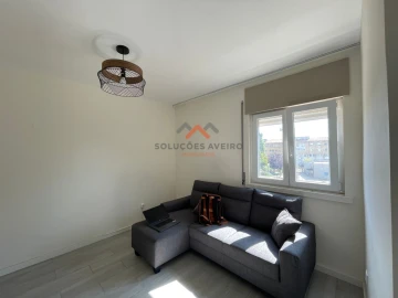 Apartamento T4 para Venda em Glória e Vera Cruz
