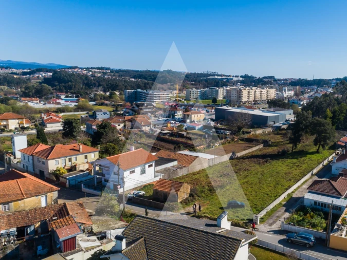 Terreno para Venda em Lourosa Foto 4