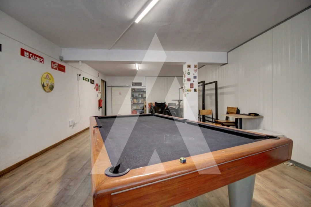 Negócio para Cedência de Quotas em Oliveira do Bairro Foto 16