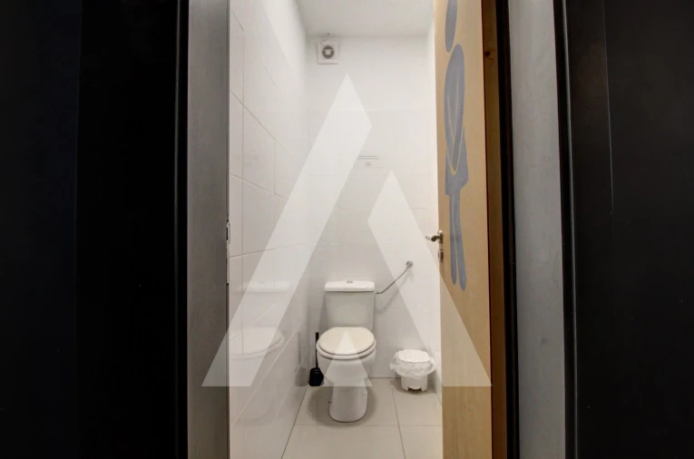 Negócio para Cedência de Quotas em Oliveira do Bairro Foto 9