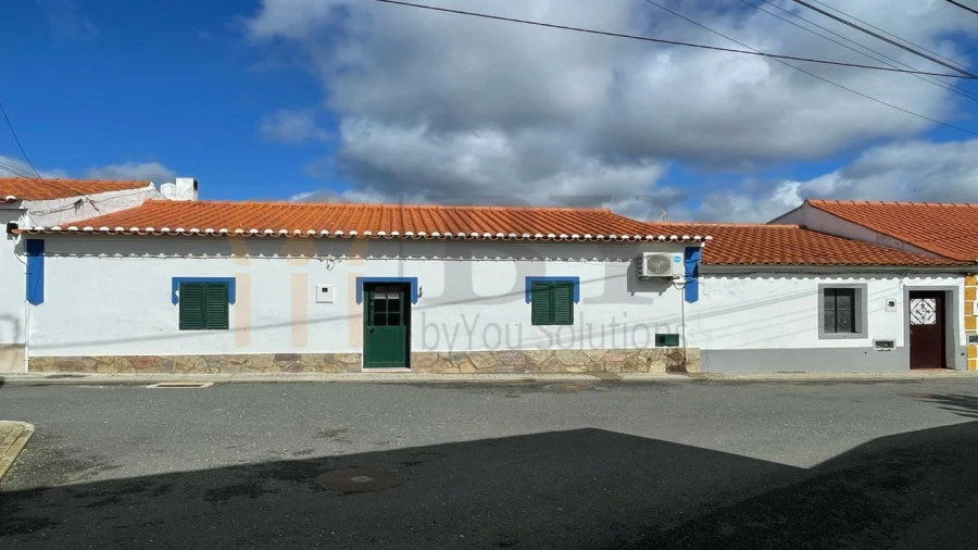 Moradia T3 para Venda em Santana de Cambas