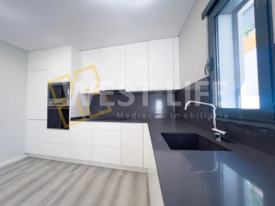 Moradia T5 para Venda em Enxara do Bispo, Gradil e Vila Franca do Rosário Foto 11