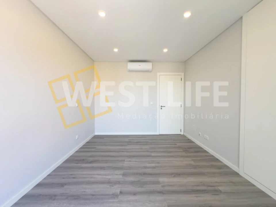 Moradia T5 para Venda em Enxara do Bispo, Gradil e Vila Franca do Rosário Foto 16