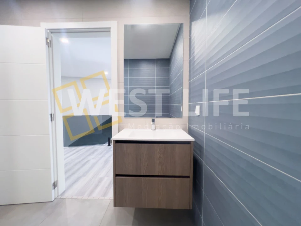 Moradia T5 para Venda em Enxara do Bispo, Gradil e Vila Franca do Rosário Foto 27