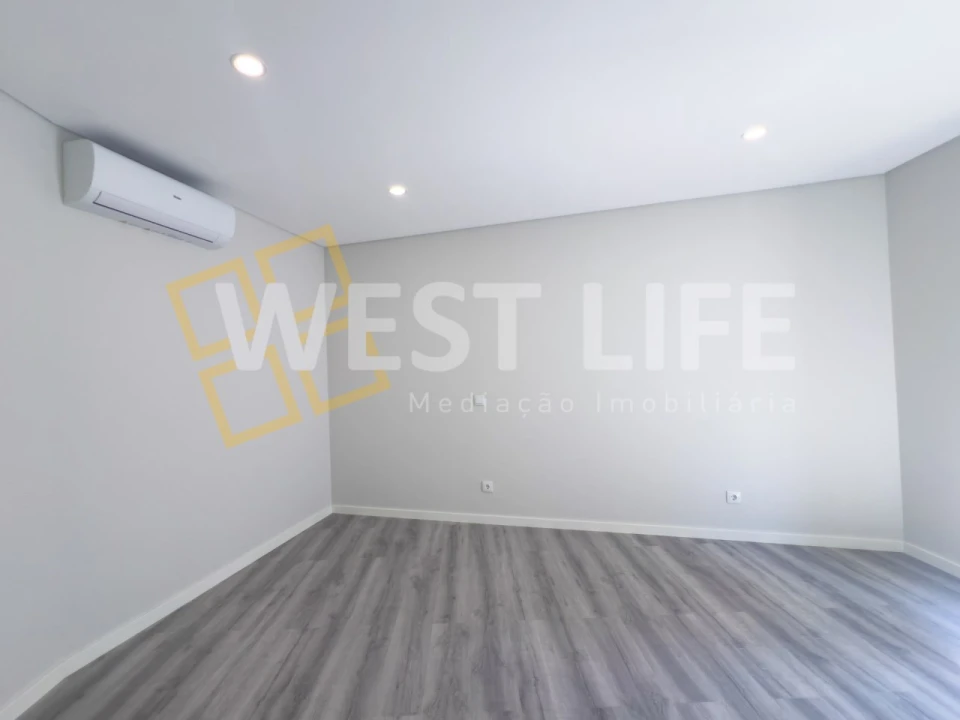 Moradia T5 para Venda em Enxara do Bispo, Gradil e Vila Franca do Rosário Foto 28