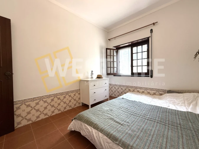 Moradia T5 para Venda em Igreja Nova e Cheleiros Foto 17