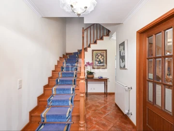 Moradia T4 para Venda em Mafamude e Vilar do Paraíso