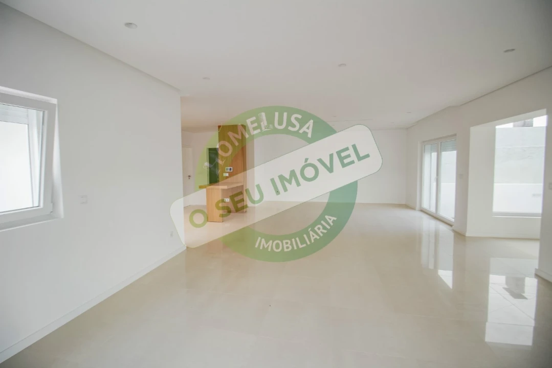 Moradia T3 para Venda em Vilamar e Corticeiro de Cima Foto 5