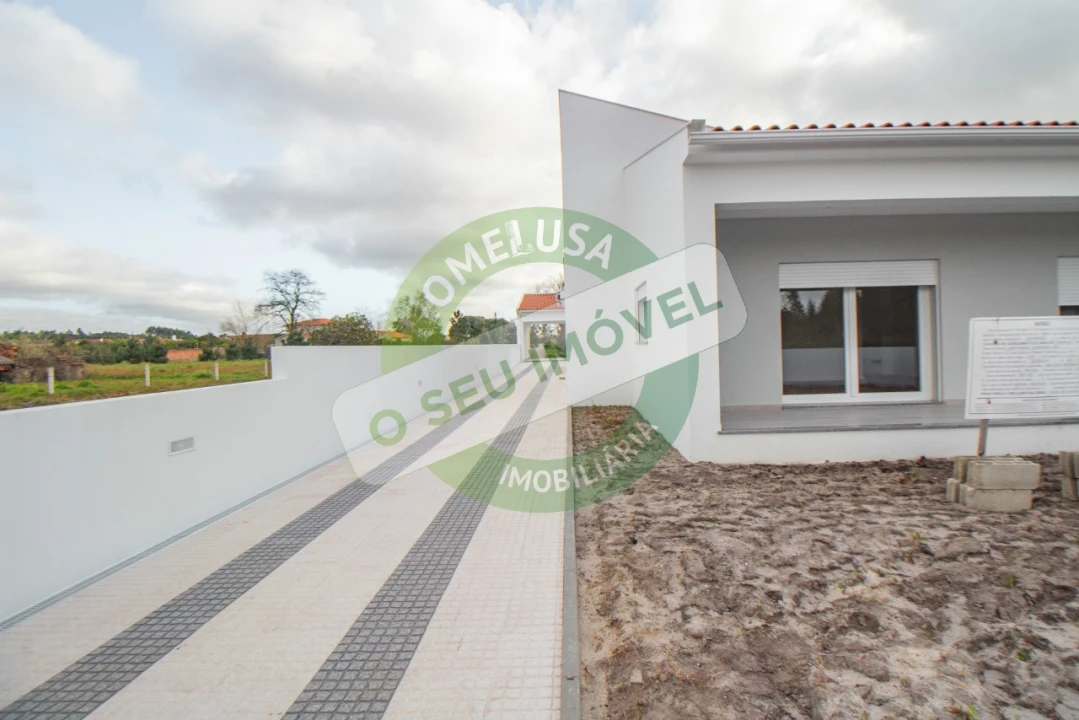 Moradia T3 para Venda em Vilamar e Corticeiro de Cima Foto 49