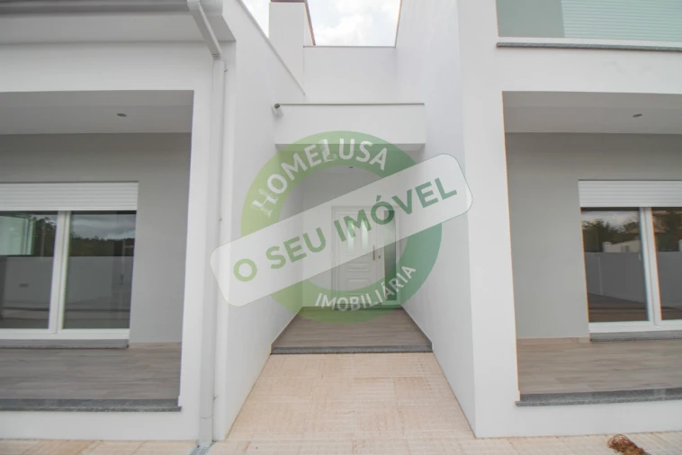 Moradia T3 para Venda em Vilamar e Corticeiro de Cima Foto 1