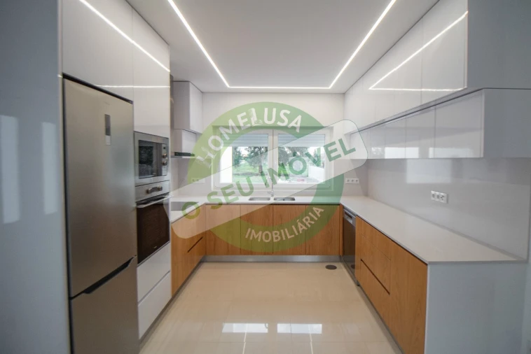 Moradia T3 para Venda em Vilamar e Corticeiro de Cima Foto 3