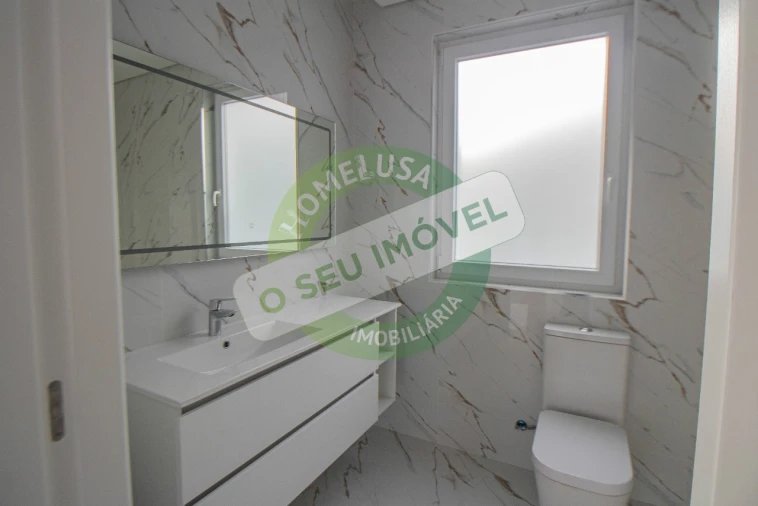 Moradia T3 para Venda em Vilamar e Corticeiro de Cima Foto 9