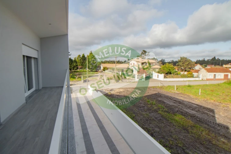 Moradia T3 para Venda em Vilamar e Corticeiro de Cima Foto 14