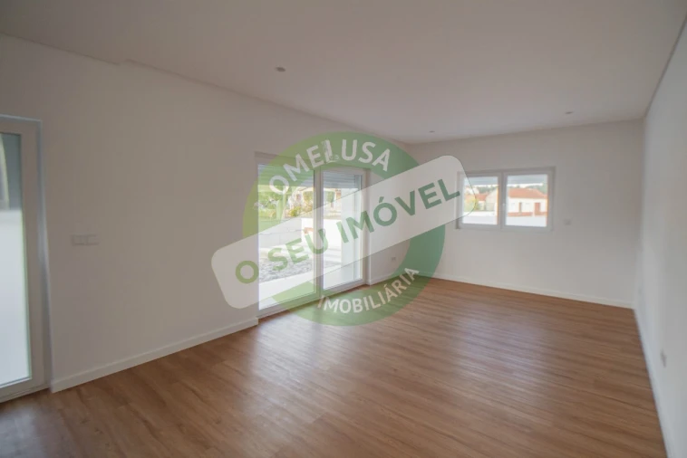 Moradia T3 para Venda em Vilamar e Corticeiro de Cima Foto 36