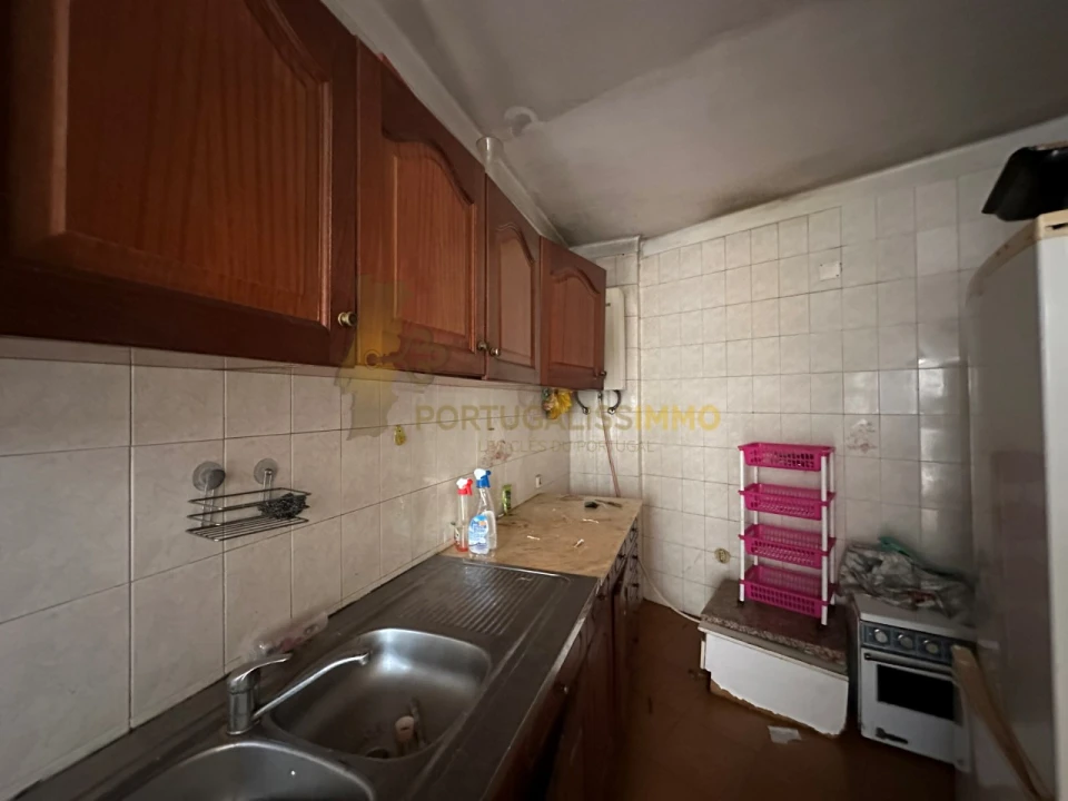 Moradia T8 para Venda em São João Baptista e Santa Maria dos Olivais Foto 24