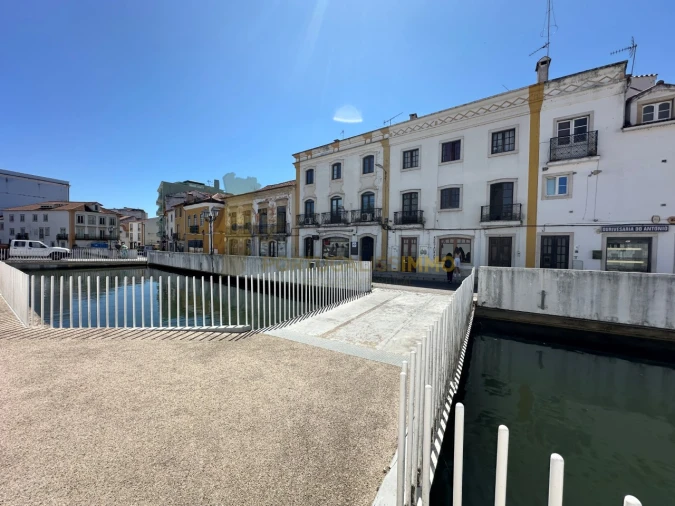 Moradia T8 para Venda em São João Baptista e Santa Maria dos Olivais Foto 2