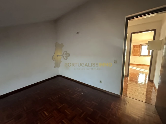 Moradia T8 para Venda em São João Baptista e Santa Maria dos Olivais Foto 10