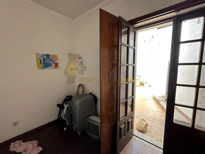 Moradia T8 para Venda em São João Baptista e Santa Maria dos Olivais Foto 23