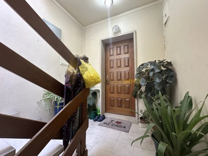 Moradia T8 para Venda em São João Baptista e Santa Maria dos Olivais Foto 30