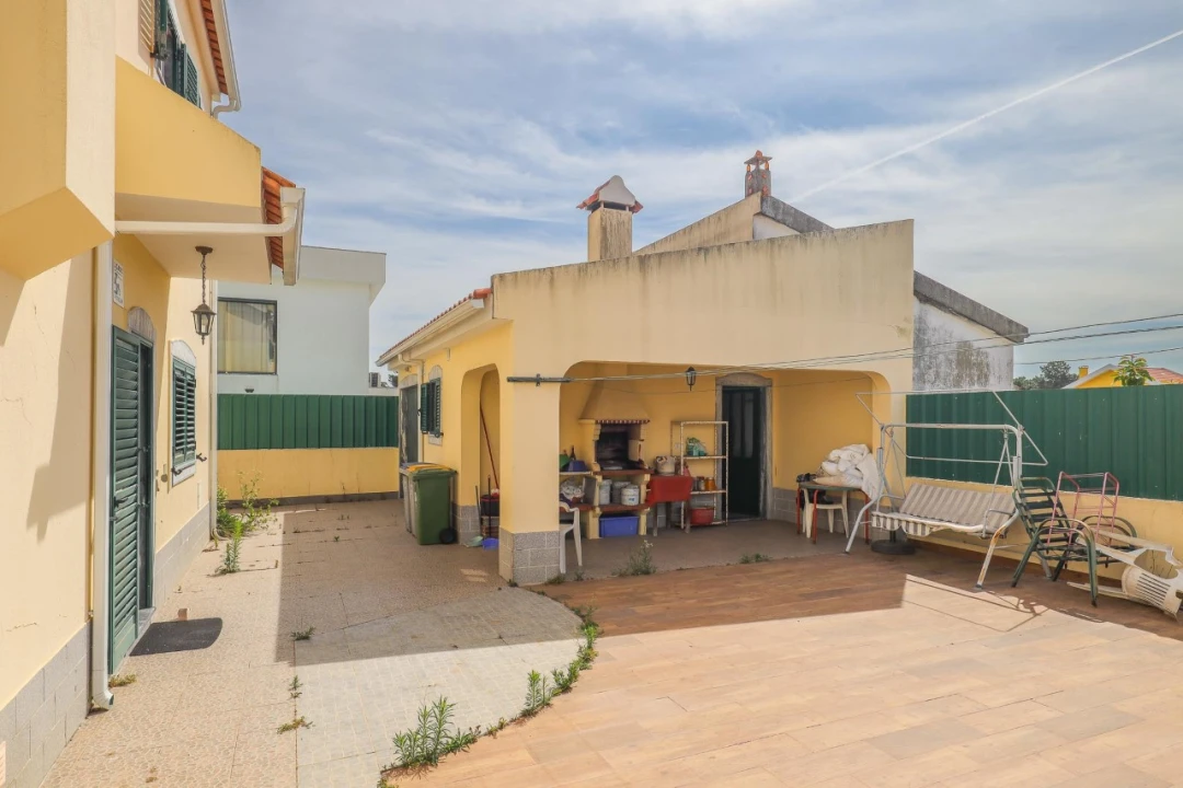 Moradia T4 para Venda em Amora Foto 31