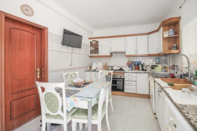 Moradia T4 para Venda em Amora
