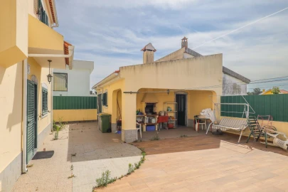Moradia T4 para Venda em Amora