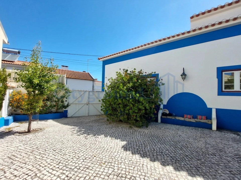 Moradia T4 para Venda em Tornada e Salir do Porto Foto 34