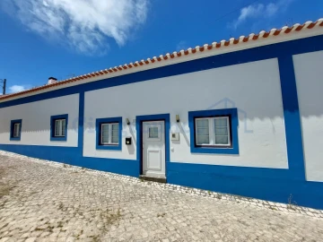 Moradia T4 para Venda em Tornada e Salir do Porto