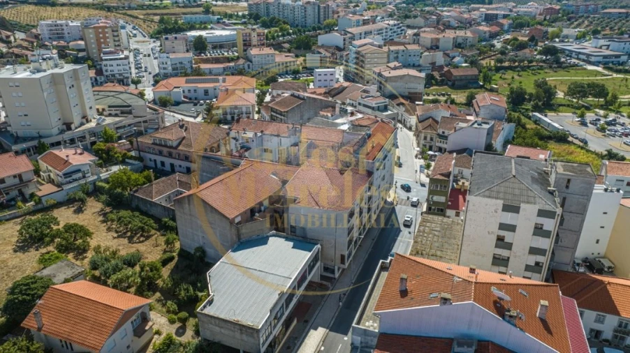 Apartamento T2 para Venda em Macedo de Cavaleiros Foto 3