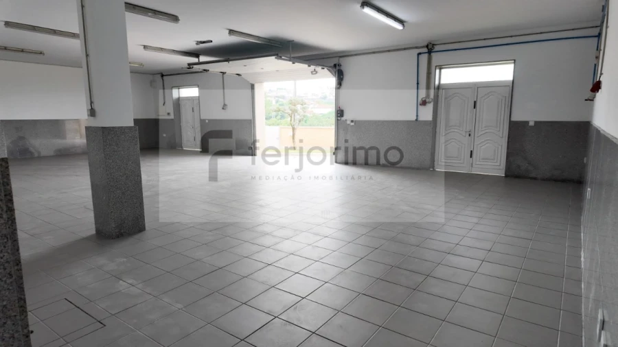 Moradia T4 para Venda em Serzedo e Calvos Foto 42