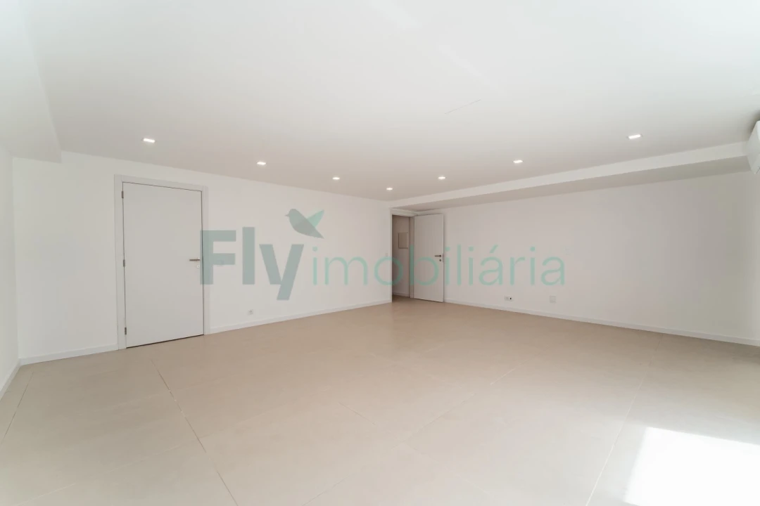 Moradia T4 para Venda em Canidelo Foto 72