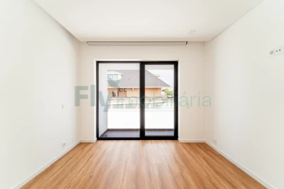 Moradia T4 para Venda em Canidelo