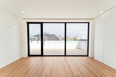 Moradia T4 para Venda em Canidelo