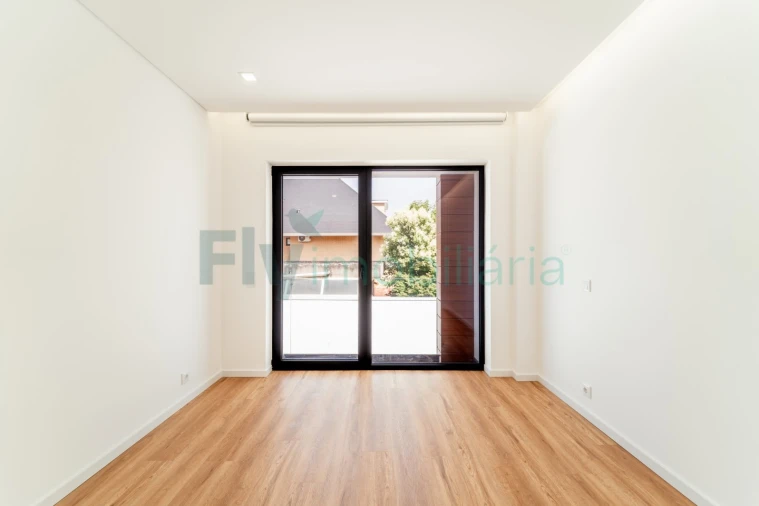 Moradia T4 para Venda em Canidelo Foto 52