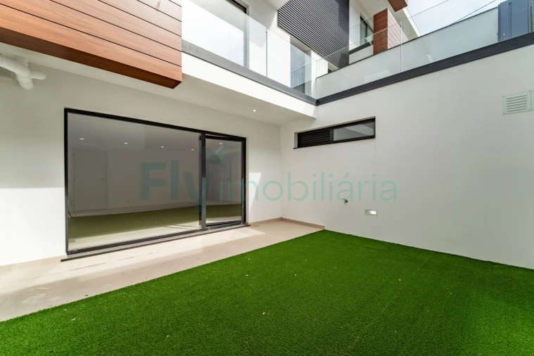 Moradia T4 para Venda em Canidelo Foto 75
