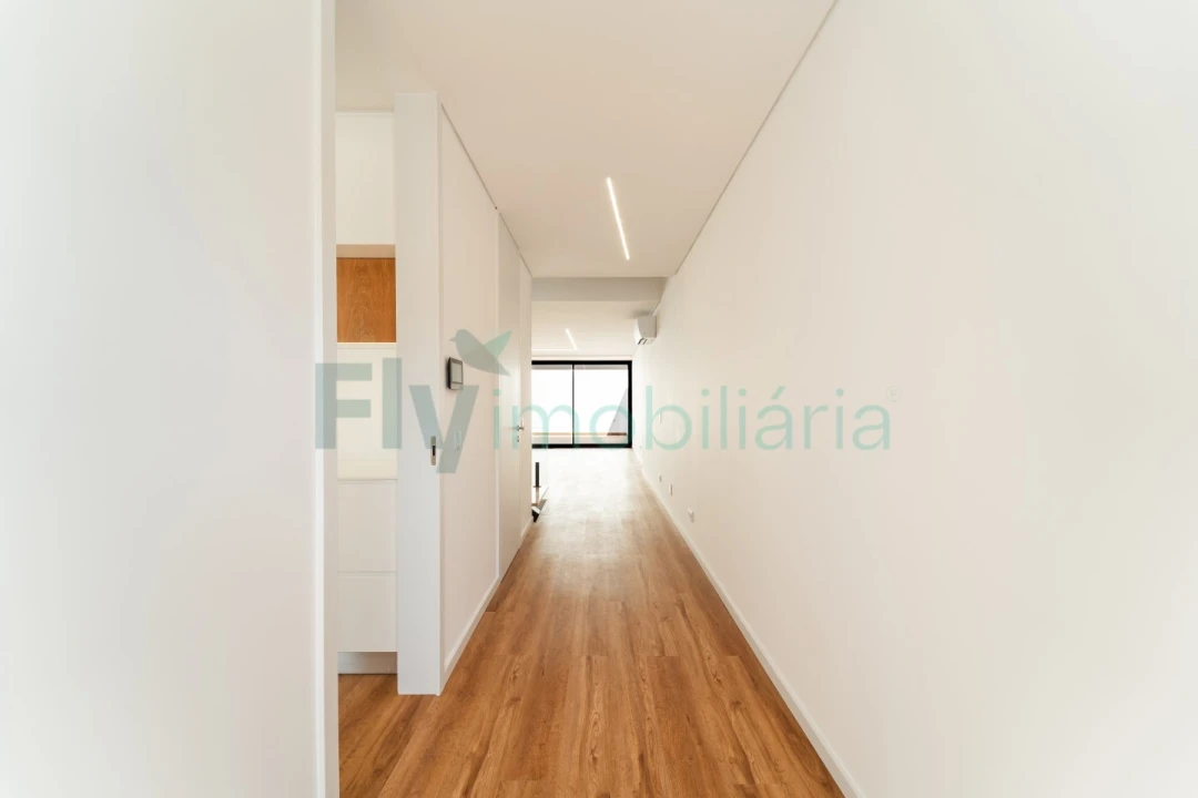 Moradia T4 para Venda em Canidelo Foto 15